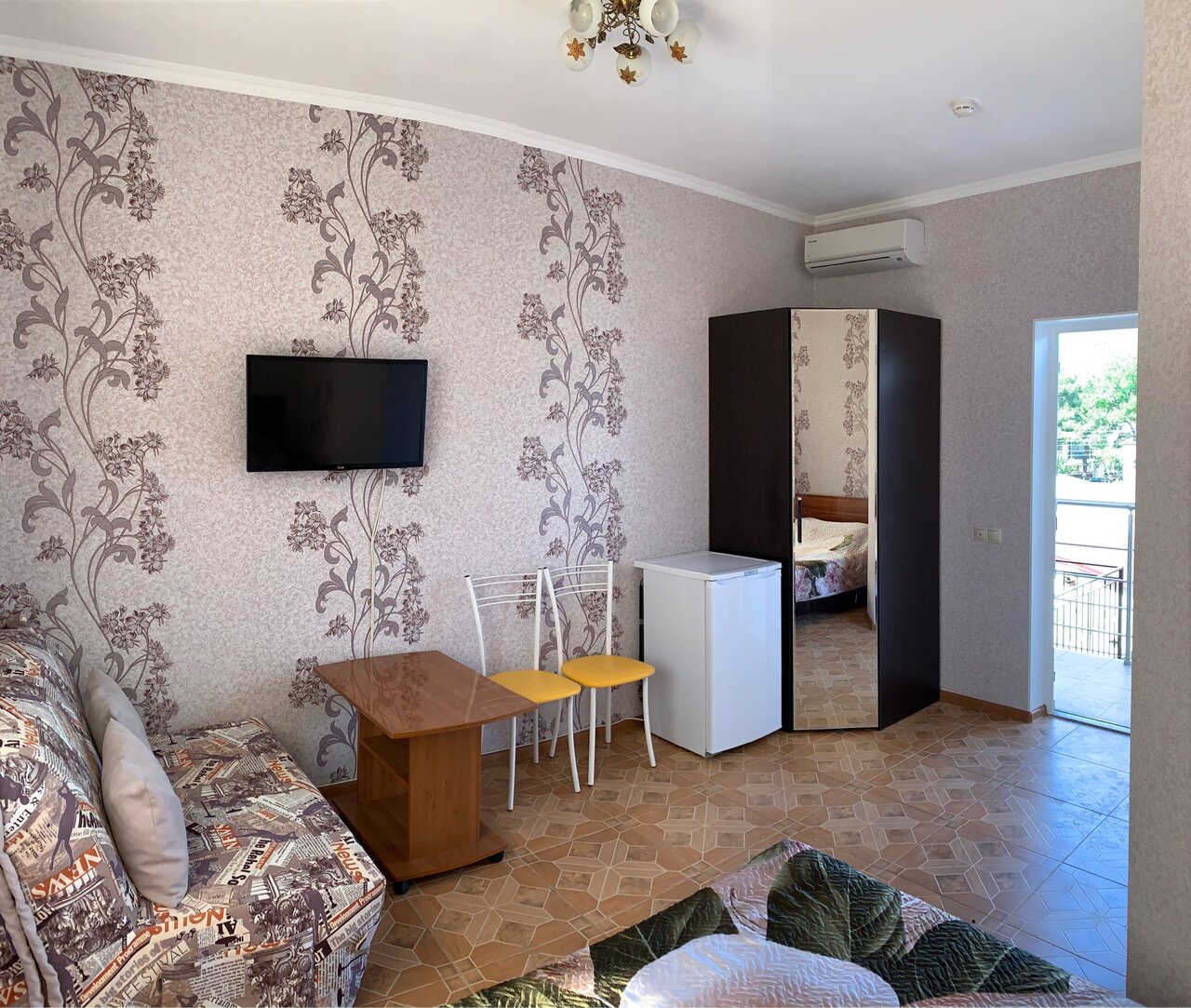 Гостиница ЮгРа Геленджик-34