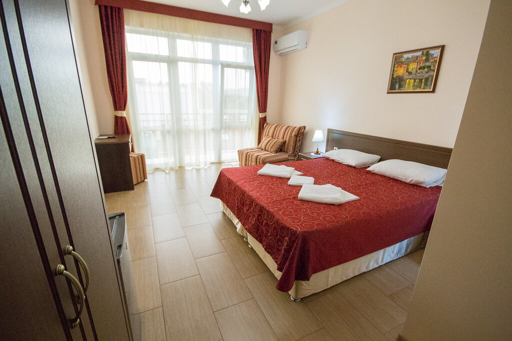 Гостиница ЮгРа Геленджик-62