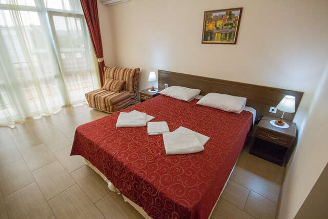 Гостиница ЮгРа Геленджик-28